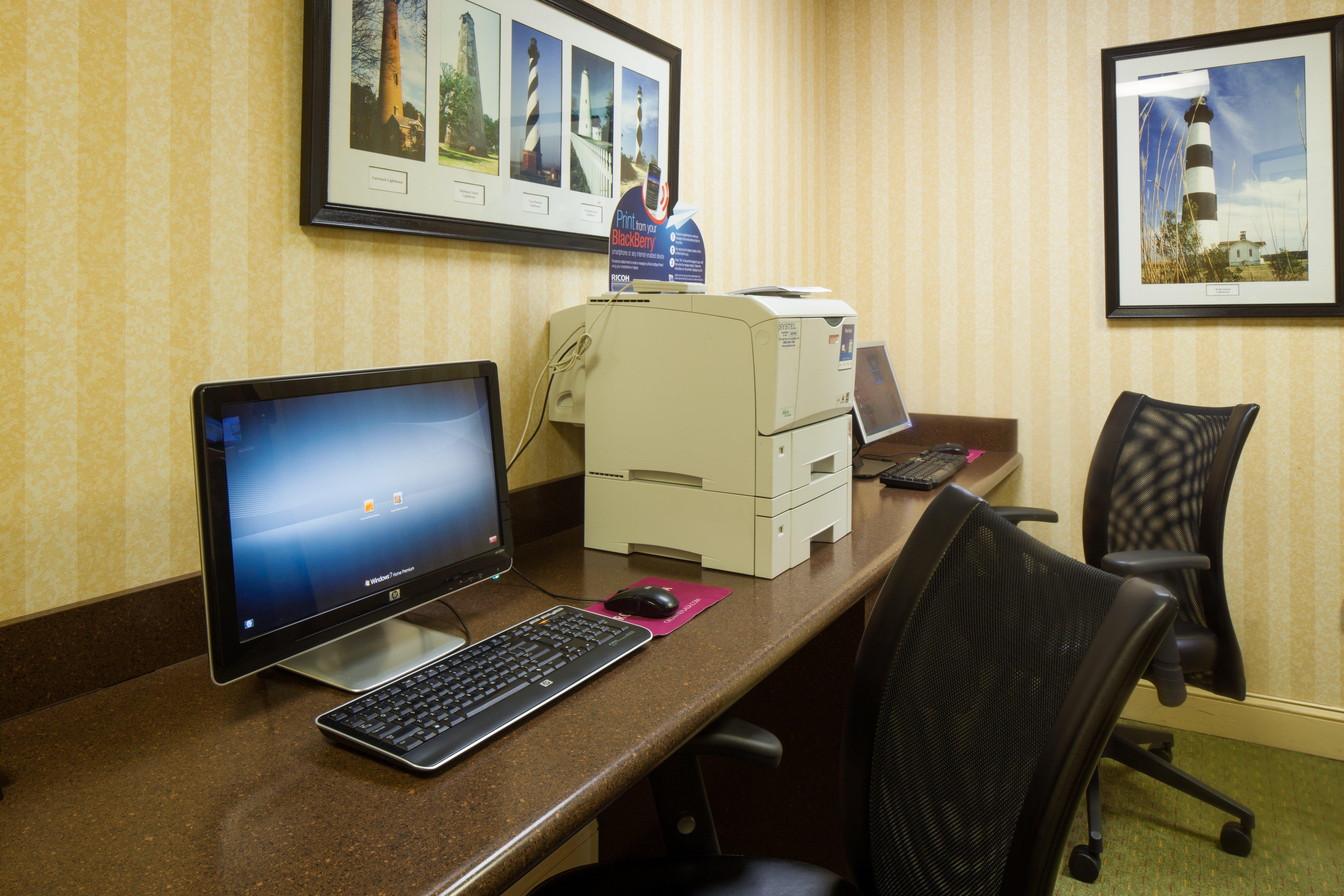 Crowne Plaza Hotel Hickory By Ihg Exterior photo