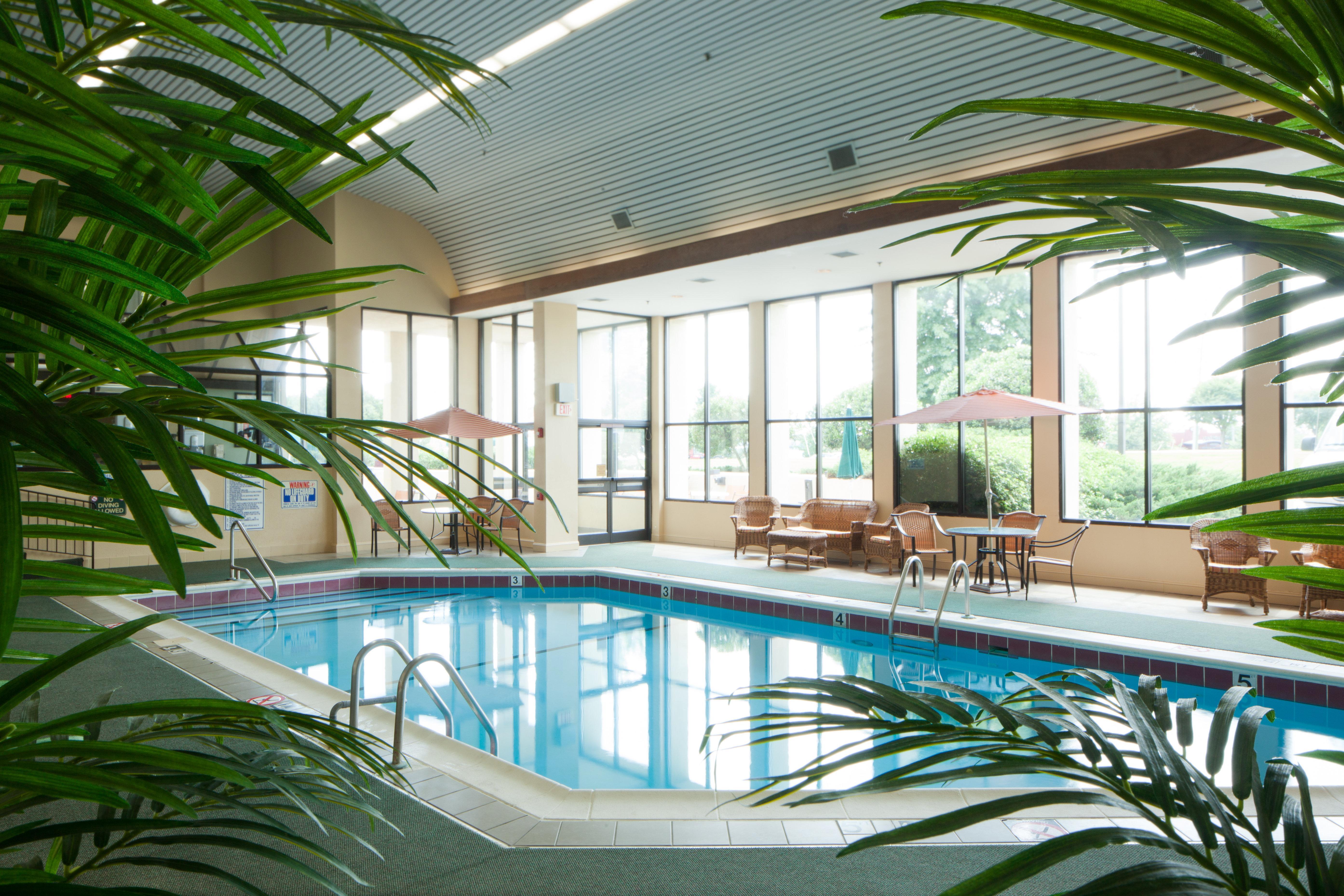 Crowne Plaza Hotel Hickory By Ihg Exterior photo