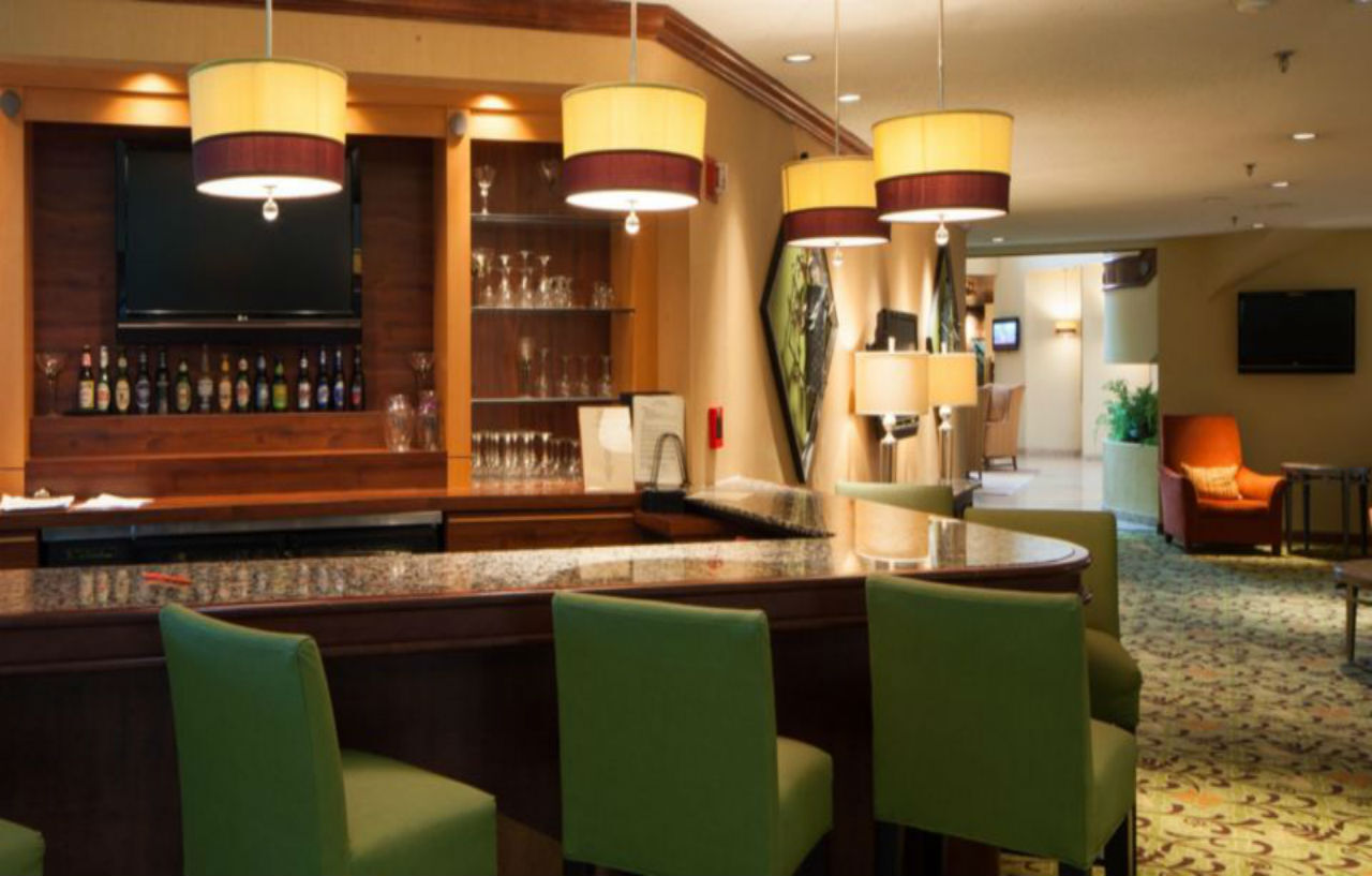 Crowne Plaza Hotel Hickory By Ihg Exterior photo