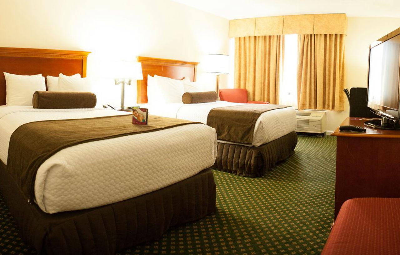 Crowne Plaza Hotel Hickory By Ihg Exterior photo